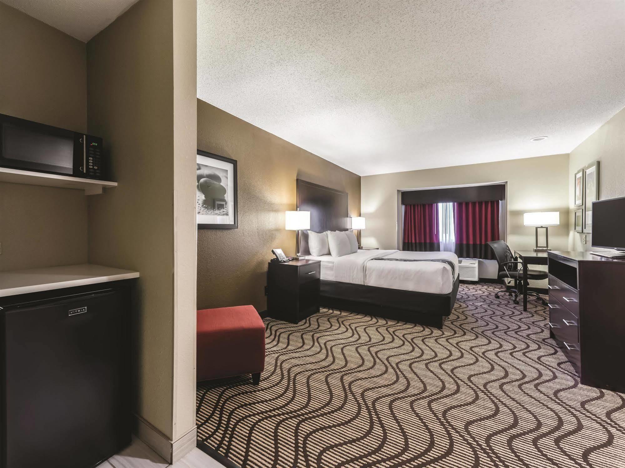 La Quinta By Wyndham Collinsville - St. Louis Zewnętrze zdjęcie