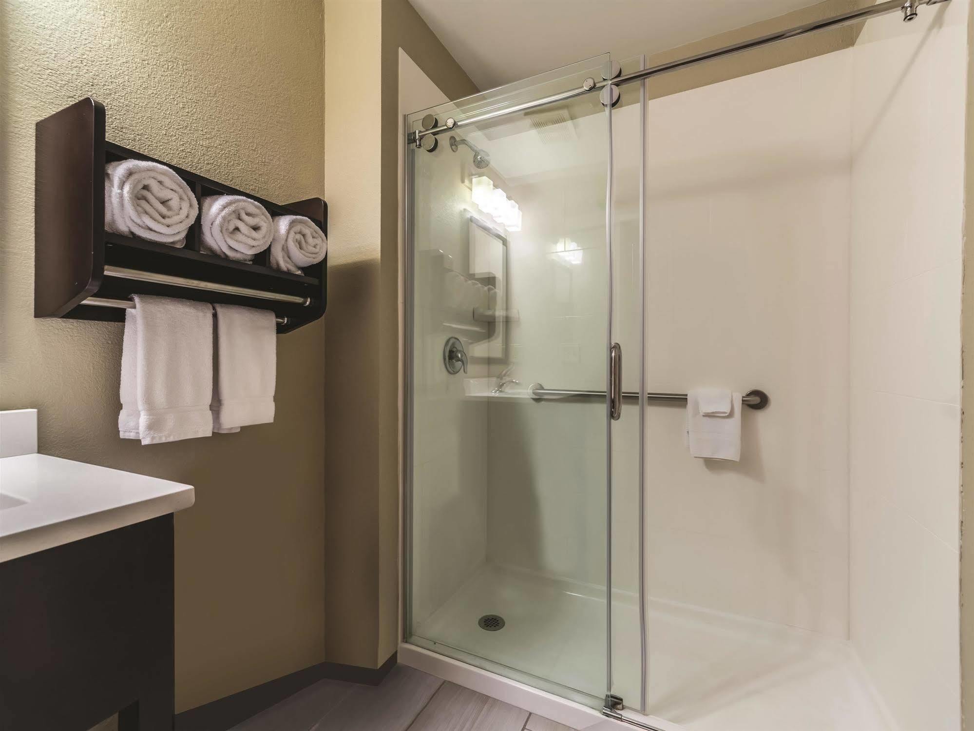 La Quinta By Wyndham Collinsville - St. Louis Zewnętrze zdjęcie