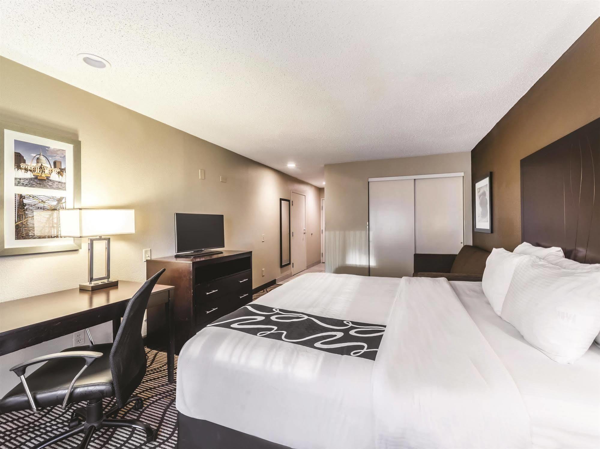 La Quinta By Wyndham Collinsville - St. Louis Zewnętrze zdjęcie
